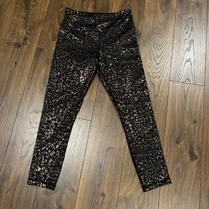 Zyia Black Stay Gold Light n Tight Hi-Rise 7/8-24"